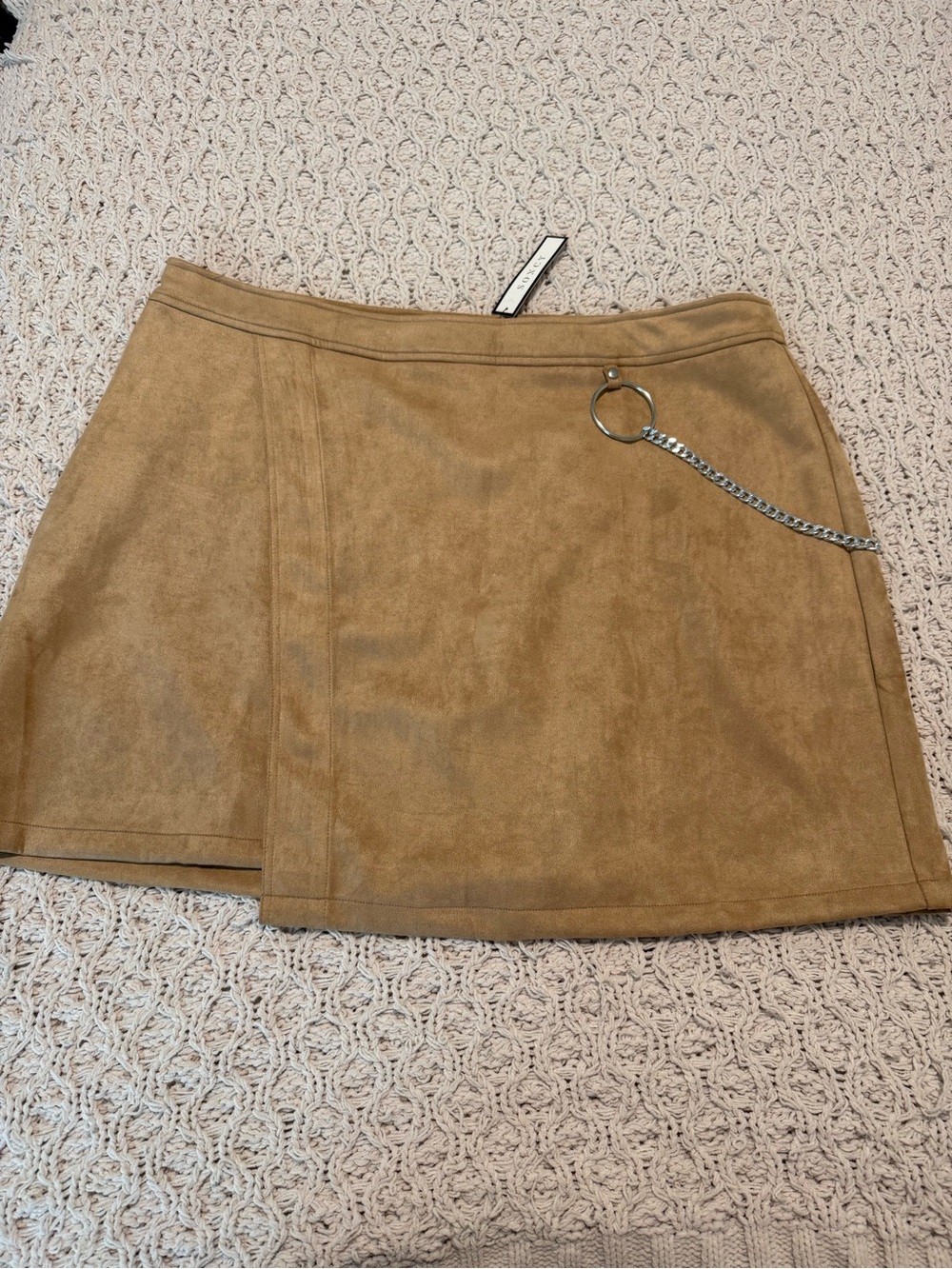 Soncy Tan Faux Suede Mini Skirt with Silver Ring & Chain Detail Size 3X